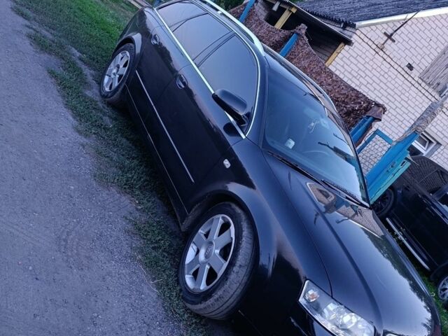 Черный Ауди А4, объемом двигателя 0 л и пробегом 326 тыс. км за 2821 $, фото 1 на Automoto.ua