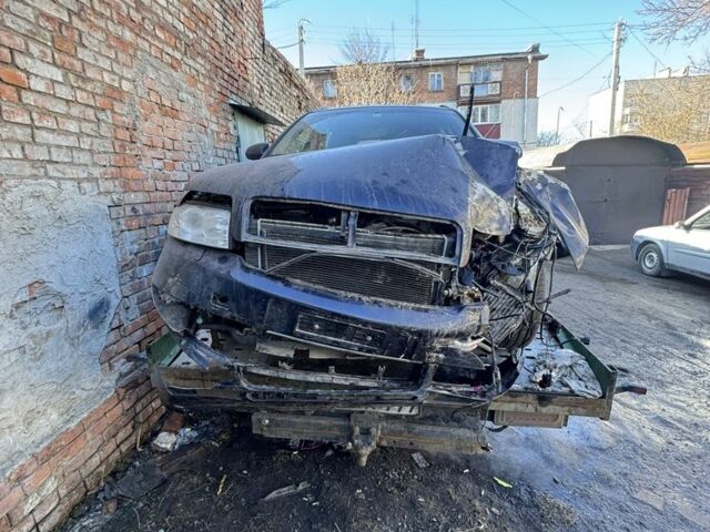 Чорний Ауді А4, об'ємом двигуна 1.8 л та пробігом 250 тис. км за 800 $, фото 1 на Automoto.ua