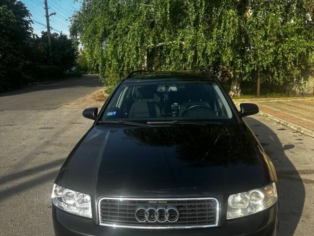 Чорний Ауді А4, об'ємом двигуна 1.8 л та пробігом 280 тис. км за 5000 $, фото 1 на Automoto.ua