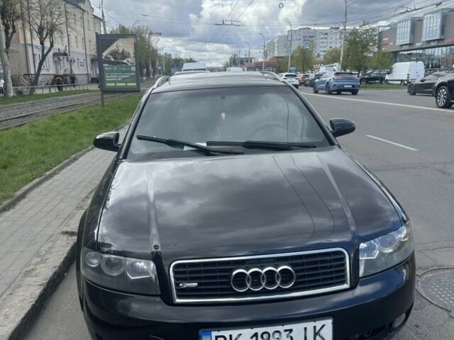 Черный Ауди А4, объемом двигателя 2 л и пробегом 388 тыс. км за 4600 $, фото 1 на Automoto.ua