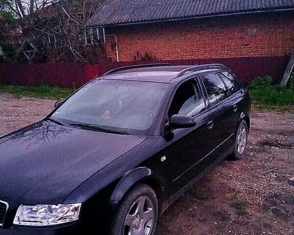 Чорний Ауді А4, об'ємом двигуна 2 л та пробігом 266 тис. км за 4800 $, фото 1 на Automoto.ua