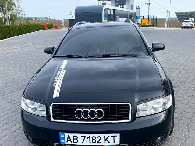 Чорний Ауді А4, об'ємом двигуна 2 л та пробігом 260 тис. км за 4700 $, фото 1 на Automoto.ua