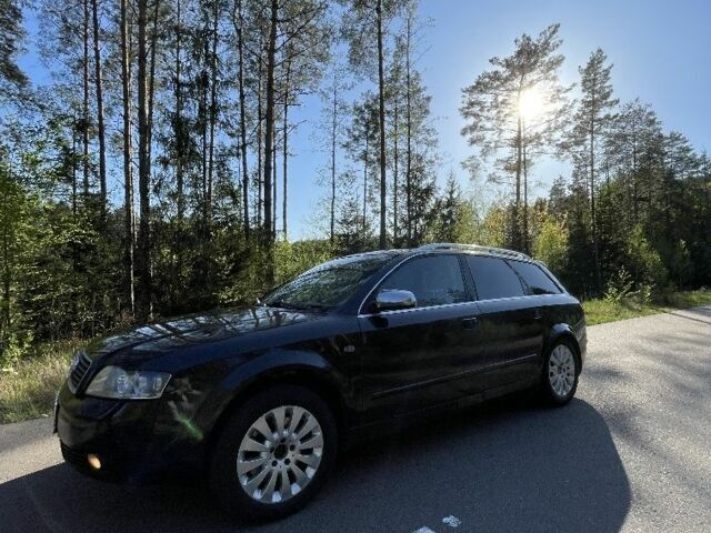 Черный Ауди А4, объемом двигателя 2.5 л и пробегом 440 тыс. км за 3300 $, фото 1 на Automoto.ua