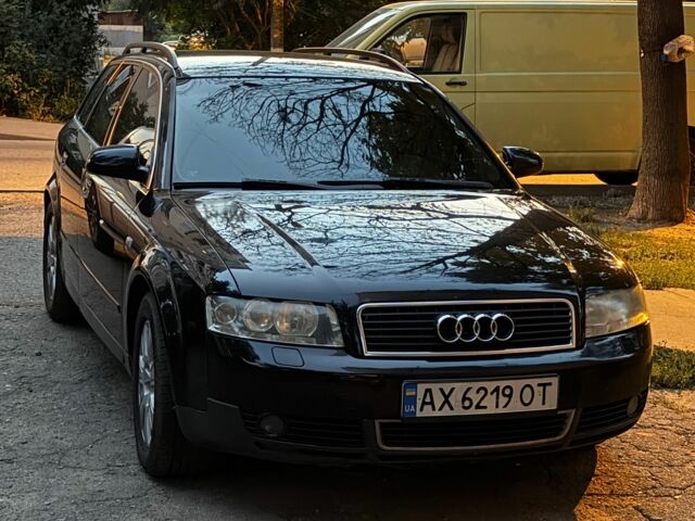 Чорний Ауді А4, об'ємом двигуна 2.5 л та пробігом 337 тис. км за 4491 $, фото 1 на Automoto.ua