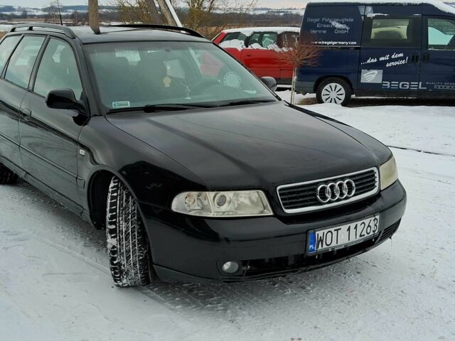 Чорний Ауді А4, об'ємом двигуна 1.8 л та пробігом 300 тис. км за 1536 $, фото 1 на Automoto.ua