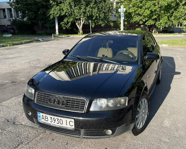 Черный Ауди А4, объемом двигателя 2.5 л и пробегом 340 тыс. км за 3800 $, фото 1 на Automoto.ua