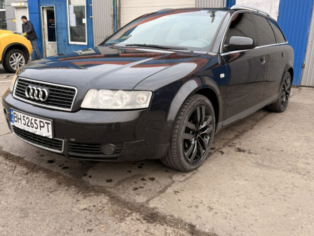 Черный Ауди А4, объемом двигателя 1.8 л и пробегом 295 тыс. км за 5500 $, фото 1 на Automoto.ua