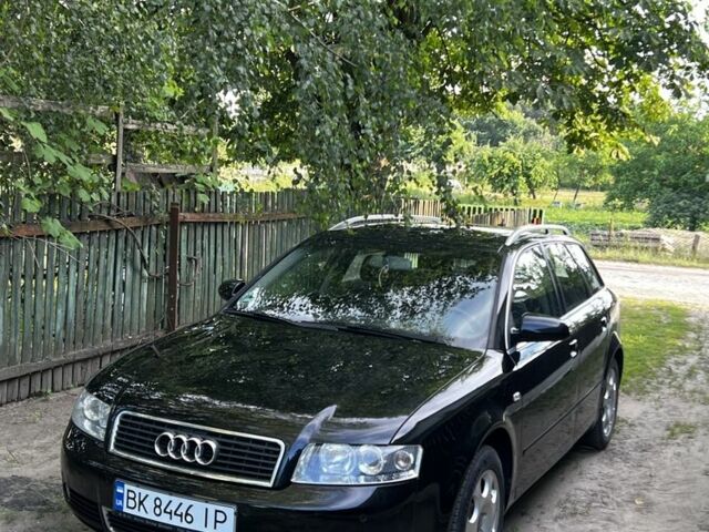 Черный Ауди А4, объемом двигателя 2 л и пробегом 197 тыс. км за 4793 $, фото 1 на Automoto.ua