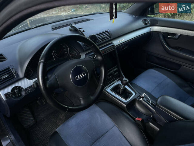 Чорний Ауді А4, об'ємом двигуна 1.8 л та пробігом 450 тис. км за 5430 $, фото 1 на Automoto.ua