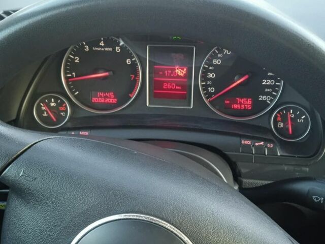 Черный Ауди А4, объемом двигателя 1.6 л и пробегом 195 тыс. км за 4600 $, фото 1 на Automoto.ua