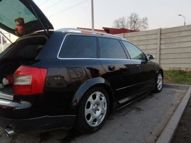 Черный Ауди А4, объемом двигателя 3 л и пробегом 307 тыс. км за 5650 $, фото 1 на Automoto.ua