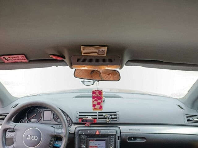 Чорний Ауді А4, об'ємом двигуна 2.5 л та пробігом 330 тис. км за 2550 $, фото 1 на Automoto.ua