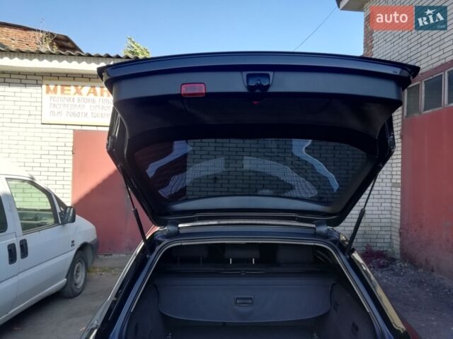 Чорний Ауді А4, об'ємом двигуна 1.6 л та пробігом 218 тис. км за 6500 $, фото 1 на Automoto.ua