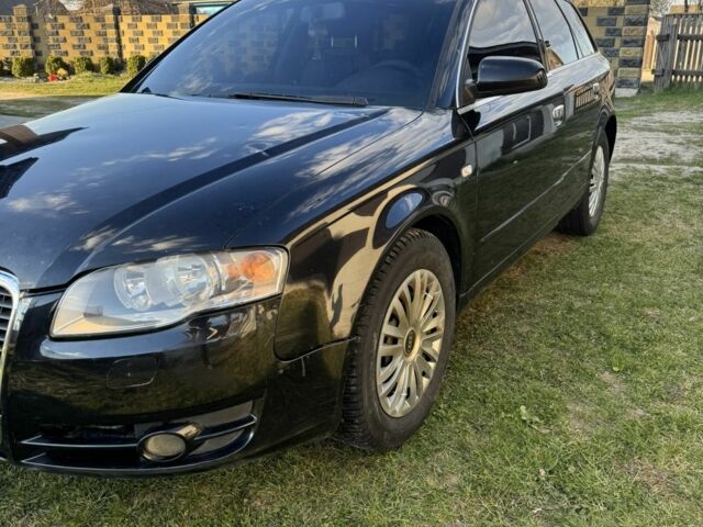 Черный Ауди А4, объемом двигателя 2 л и пробегом 250 тыс. км за 2100 $, фото 1 на Automoto.ua