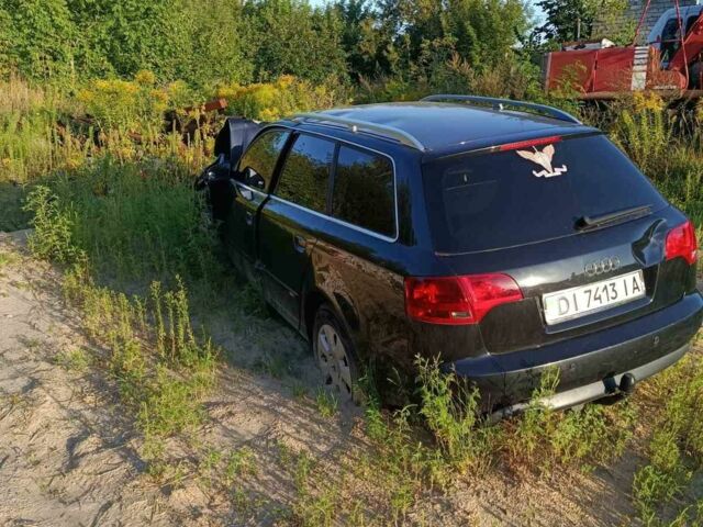 Черный Ауди А4, объемом двигателя 2 л и пробегом 300 тыс. км за 2500 $, фото 1 на Automoto.ua