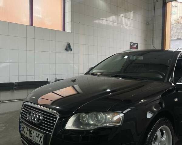 Черный Ауди А4, объемом двигателя 2 л и пробегом 330 тыс. км за 6500 $, фото 1 на Automoto.ua