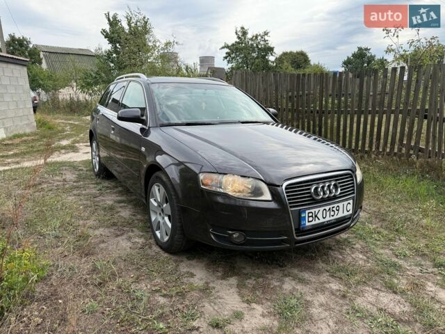 Чорний Ауді А4, об'ємом двигуна 1.98 л та пробігом 311 тис. км за 6500 $, фото 1 на Automoto.ua