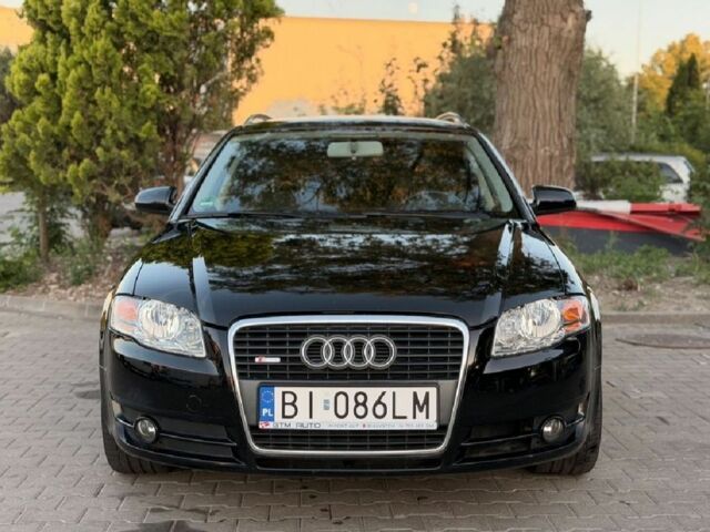 Черный Ауди А4, объемом двигателя 2 л и пробегом 253 тыс. км за 2992 $, фото 1 на Automoto.ua