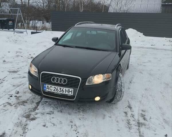 Черный Ауди А4, объемом двигателя 1.6 л и пробегом 302 тыс. км за 5300 $, фото 1 на Automoto.ua