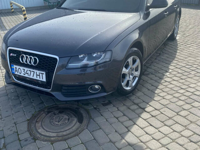 Черный Ауди А4, объемом двигателя 2 л и пробегом 310 тыс. км за 8100 $, фото 1 на Automoto.ua