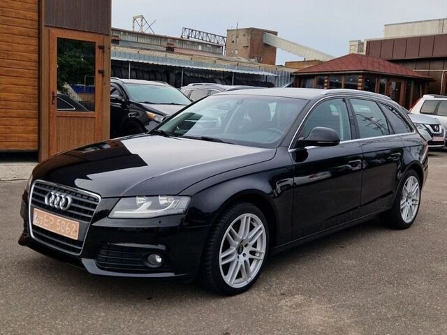 Черный Ауди А4, объемом двигателя 1.8 л и пробегом 179 тыс. км за 8800 $, фото 1 на Automoto.ua