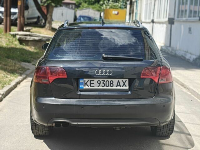 Черный Ауди А4, объемом двигателя 2 л и пробегом 246 тыс. км за 5800 $, фото 1 на Automoto.ua