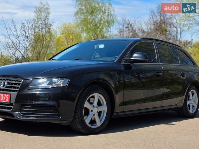 Черный Ауди А4, объемом двигателя 1.8 л и пробегом 194 тыс. км за 8500 $, фото 1 на Automoto.ua