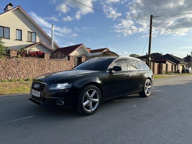 Чорний Ауді А4, об'ємом двигуна 2 л та пробігом 350 тис. км за 8900 $, фото 1 на Automoto.ua