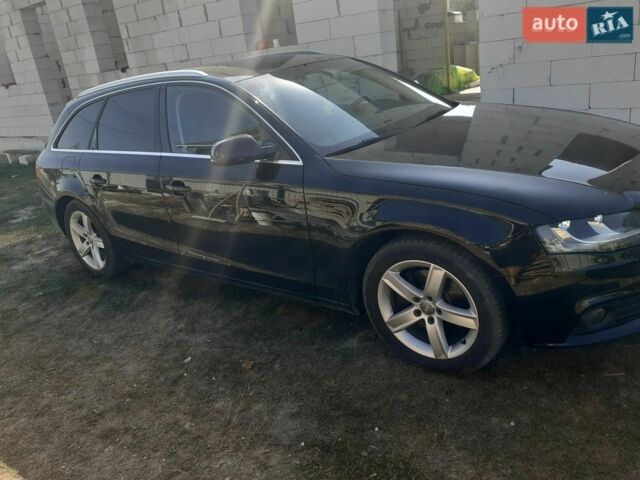 Чорний Ауді А4, об'ємом двигуна 1.8 л та пробігом 256 тис. км за 7000 $, фото 1 на Automoto.ua
