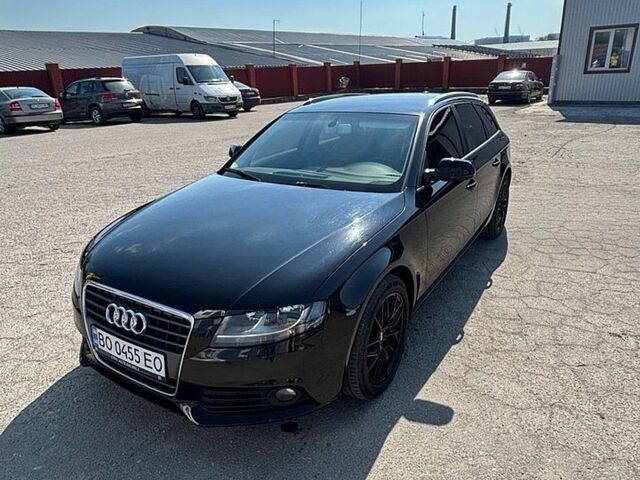 Черный Ауди А4, объемом двигателя 1.97 л и пробегом 304 тыс. км за 9400 $, фото 1 на Automoto.ua