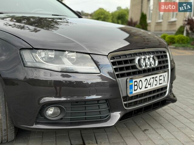 Черный Ауди А4, объемом двигателя 2 л и пробегом 352 тыс. км за 9700 $, фото 1 на Automoto.ua