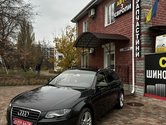 Черный Ауди А4, объемом двигателя 1.8 л и пробегом 187 тыс. км за 6500 $, фото 1 на Automoto.ua