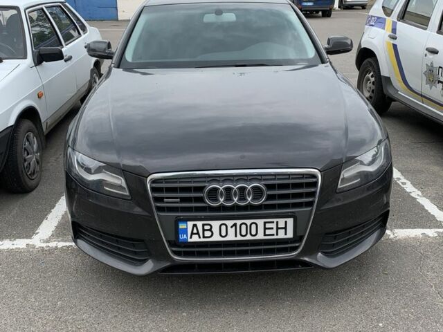 Чорний Ауді А4, об'ємом двигуна 1.8 л та пробігом 215 тис. км за 8044 $, фото 1 на Automoto.ua