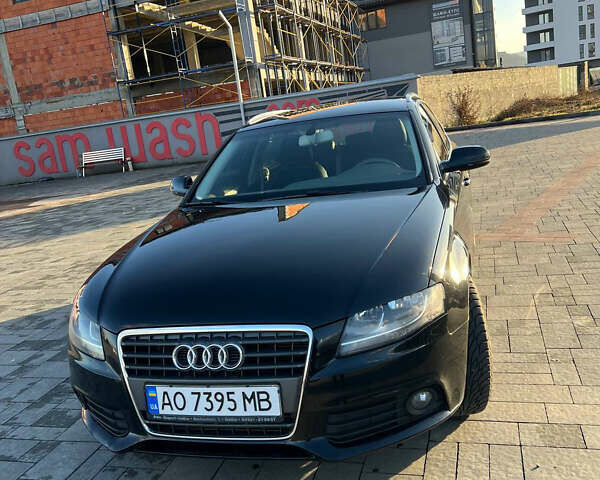Черный Ауди А4, объемом двигателя 2 л и пробегом 282 тыс. км за 8935 $, фото 1 на Automoto.ua