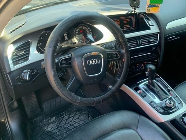 Чорний Ауді А4, об'ємом двигуна 2 л та пробігом 245 тис. км за 11400 $, фото 1 на Automoto.ua