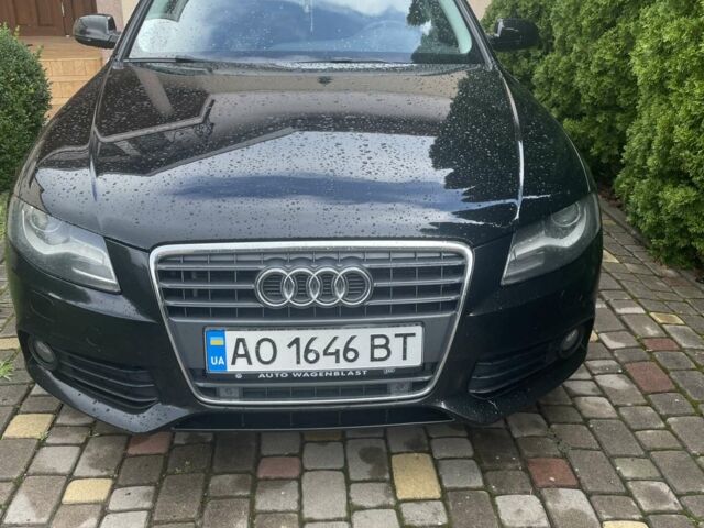 Чорний Ауді А4, об'ємом двигуна 2 л та пробігом 360 тис. км за 10800 $, фото 1 на Automoto.ua