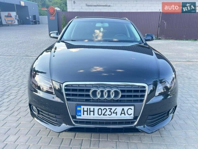 Черный Ауди А4, объемом двигателя 2 л и пробегом 246 тыс. км за 11000 $, фото 1 на Automoto.ua