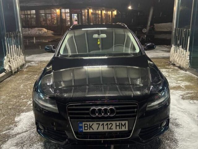 Черный Ауди А4, объемом двигателя 2 л и пробегом 230 тыс. км за 7200 $, фото 1 на Automoto.ua