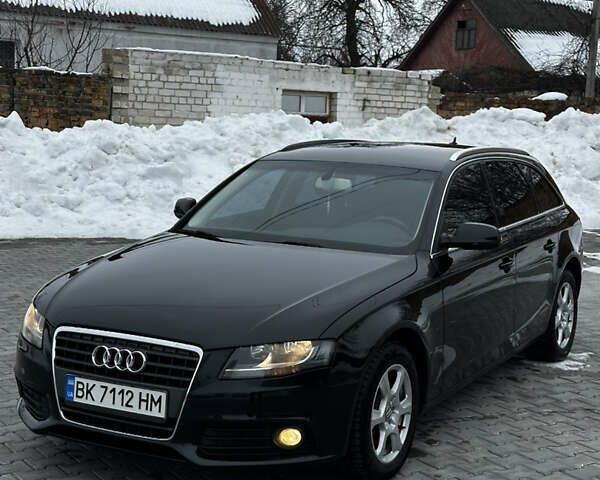 Черный Ауди А4, объемом двигателя 1.98 л и пробегом 199 тыс. км за 8200 $, фото 1 на Automoto.ua