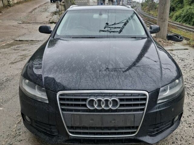 Черный Ауди А4, объемом двигателя 2 л и пробегом 365 тыс. км за 5000 $, фото 1 на Automoto.ua