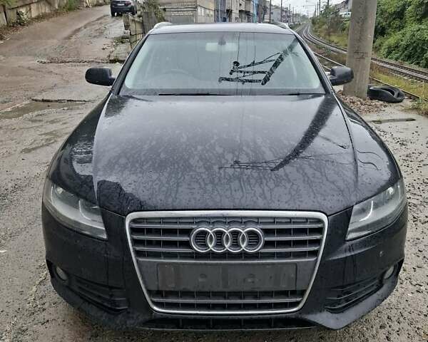 Черный Ауди А4, объемом двигателя 2 л и пробегом 365 тыс. км за 4800 $, фото 1 на Automoto.ua