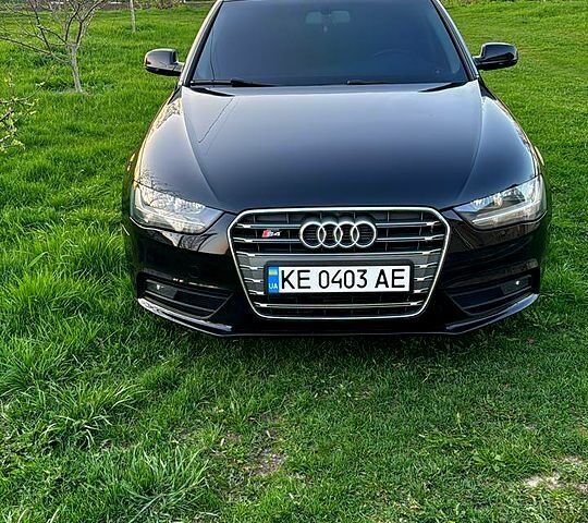 Черный Ауди А4, объемом двигателя 2 л и пробегом 247 тыс. км за 10400 $, фото 1 на Automoto.ua
