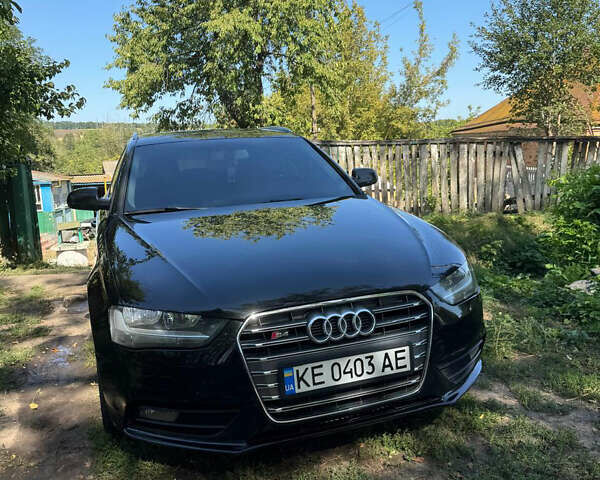 Черный Ауди А4, объемом двигателя 1.98 л и пробегом 237 тыс. км за 10800 $, фото 1 на Automoto.ua