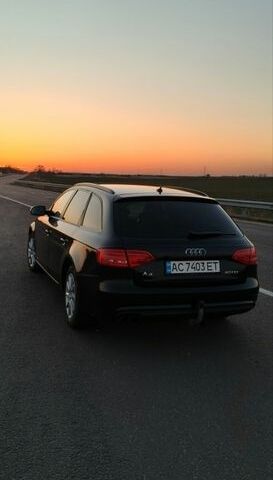 Черный Ауди А4, объемом двигателя 2 л и пробегом 326 тыс. км за 12300 $, фото 1 на Automoto.ua