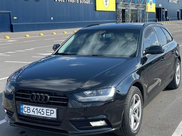 Чорний Ауді А4, об'ємом двигуна 2 л та пробігом 324 тис. км за 9200 $, фото 1 на Automoto.ua