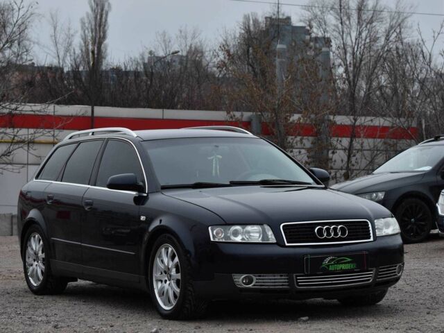 Черный Ауди А4, объемом двигателя 3 л и пробегом 309 тыс. км за 4950 $, фото 1 на Automoto.ua