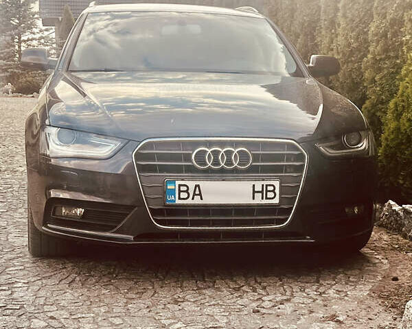 Черный Ауди А4, объемом двигателя 1.8 л и пробегом 270 тыс. км за 13600 $, фото 1 на Automoto.ua