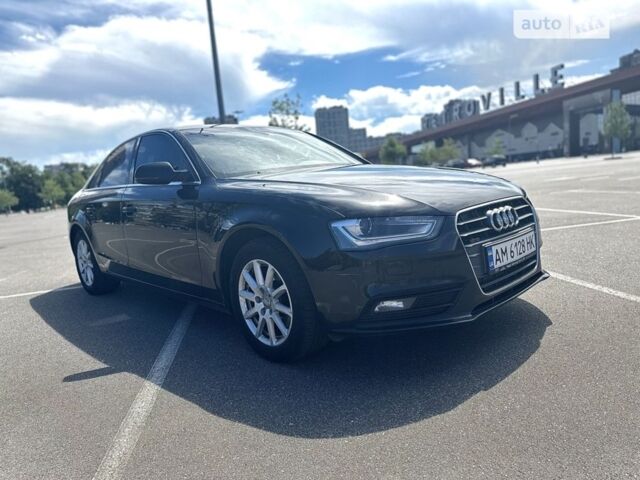 Чорний Ауді А4, об'ємом двигуна 1.8 л та пробігом 231 тис. км за 14000 $, фото 1 на Automoto.ua