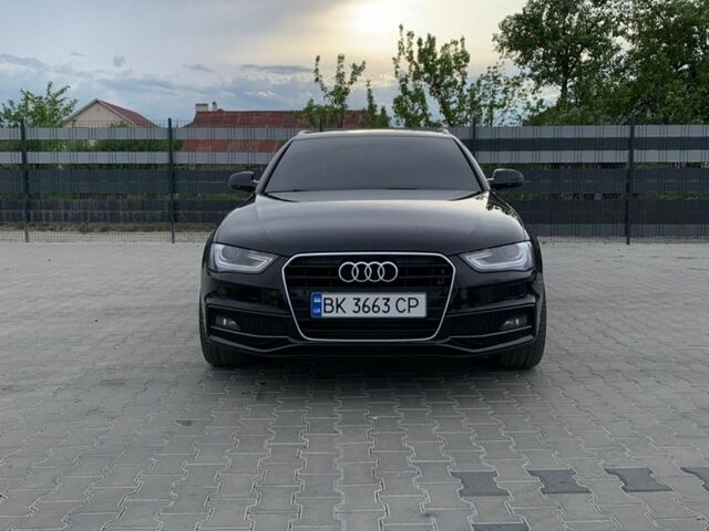 Чорний Ауді А4, об'ємом двигуна 2 л та пробігом 269 тис. км за 12300 $, фото 1 на Automoto.ua