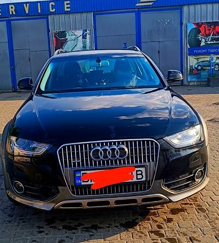 Черный Ауди А4, объемом двигателя 3 л и пробегом 250 тыс. км за 14500 $, фото 1 на Automoto.ua